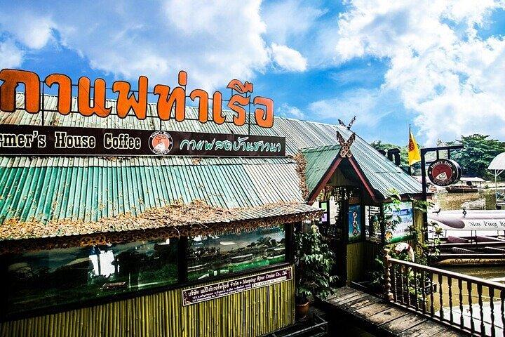 タイファーマーズハウスとカオソーイでチェンマイ川クルーズ