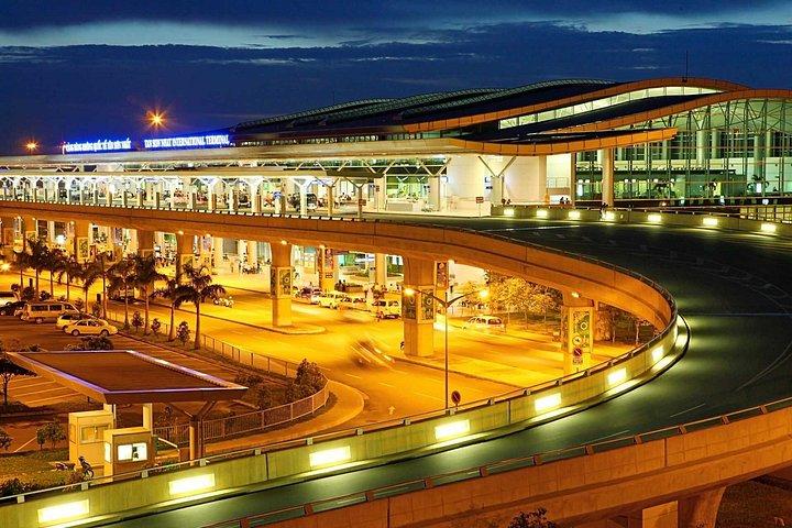 ホーチミン：プライベートサイゴン空港＆都市間送迎