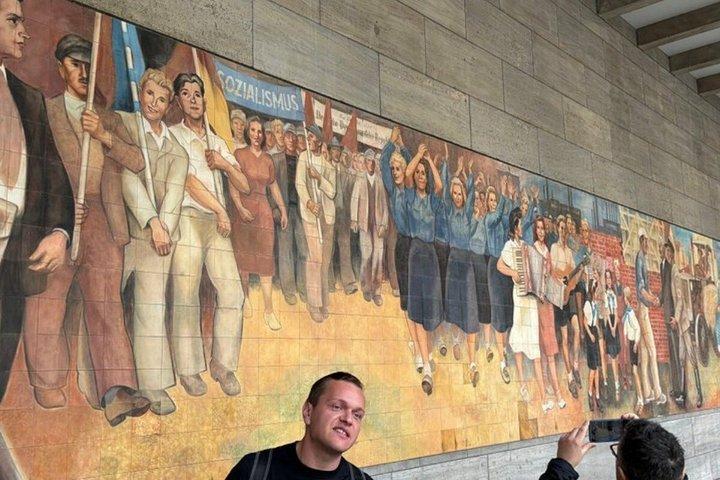 PRIVATO DIETRO IL BERLIN WALL e COLD WAR BERLIN TOUR