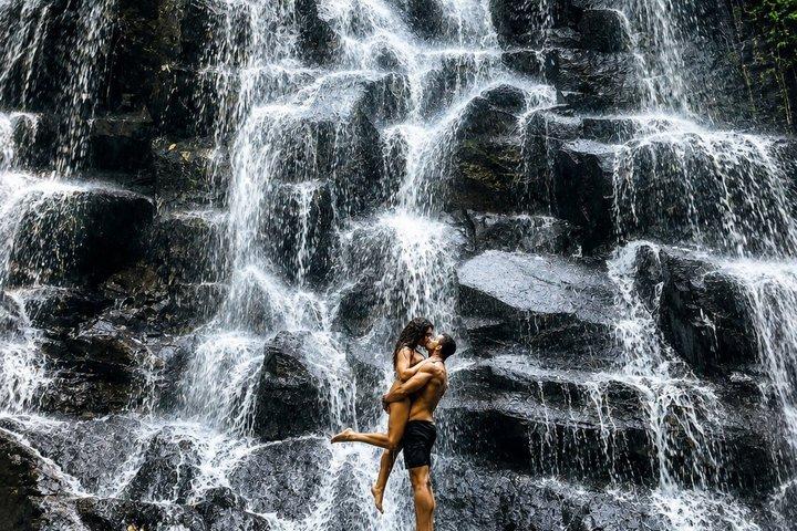 Cascate di Ubud, terrazza di riso e altalena della giungla - Tour privato