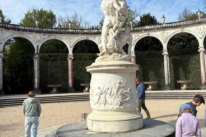 ヴェルサイユ宮殿のガイド付きツアー、トリアノン庭園、宮殿への入場