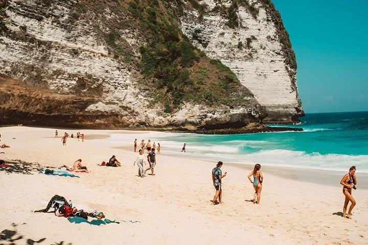 Nusa Penida: Private Car Hire with Driver