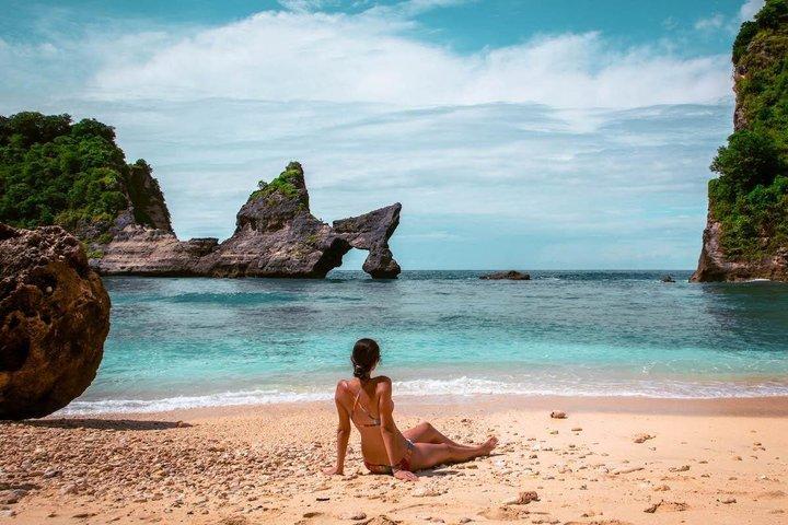 Nusa Penida: Private Car Hire with Driver