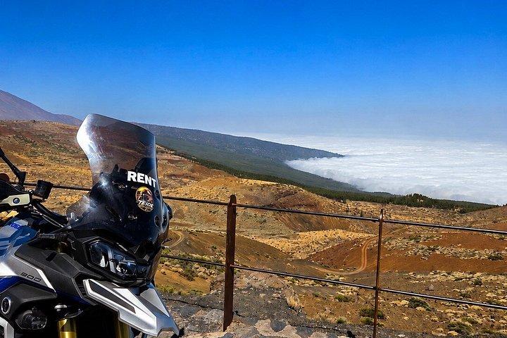 山と森を巡る穴賀ガイド付きバイクツアー