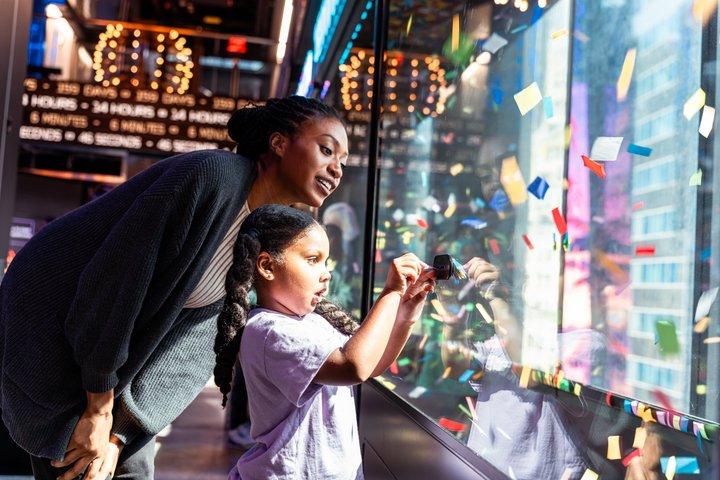 タイムズスクエア時間旅行体験とスカイウォークチケット NYC
