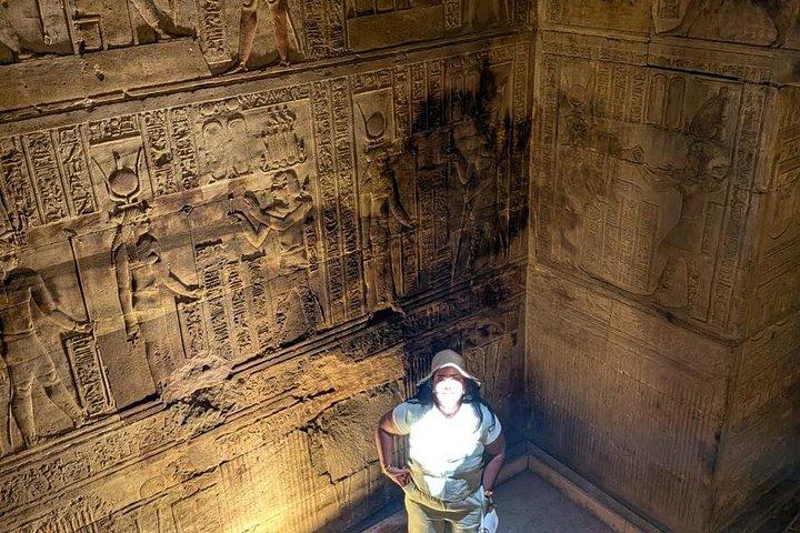 ルクソール発エスナ寺院（クヌム寺院）半日プライベートツアー。