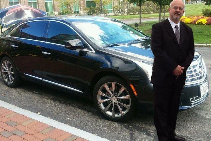 Servizio auto privato da Boston Logan a Woods Hole e Falmouth