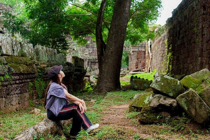 Discover Banteay Srei and the Grand Circuit in Siem Reap