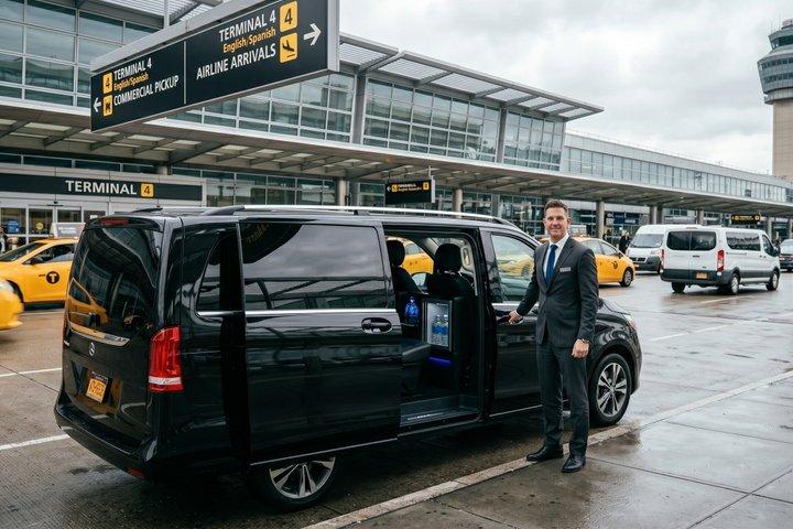 NYC：JFK空港プライベートトランスファー90分無料待機付き