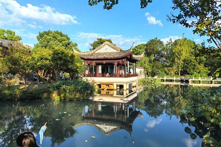 プライベートデイツアー：上海からの蘇州庭園とシルク博物館