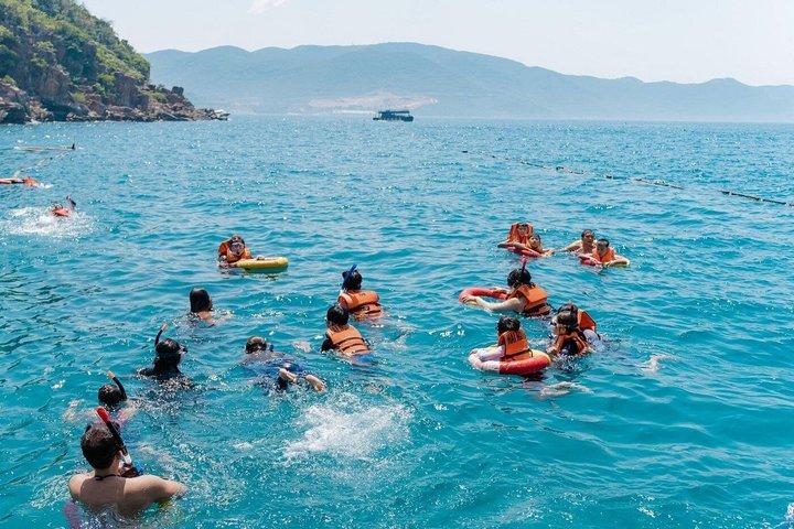 Nha Trang Island Escape with Snorkeling BBQ Lunch and Mud Bath