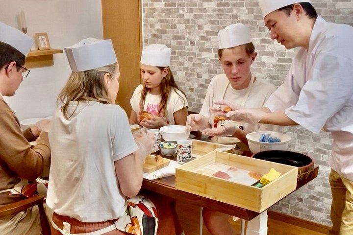 東京の寿司師が教える少人数寿司体験