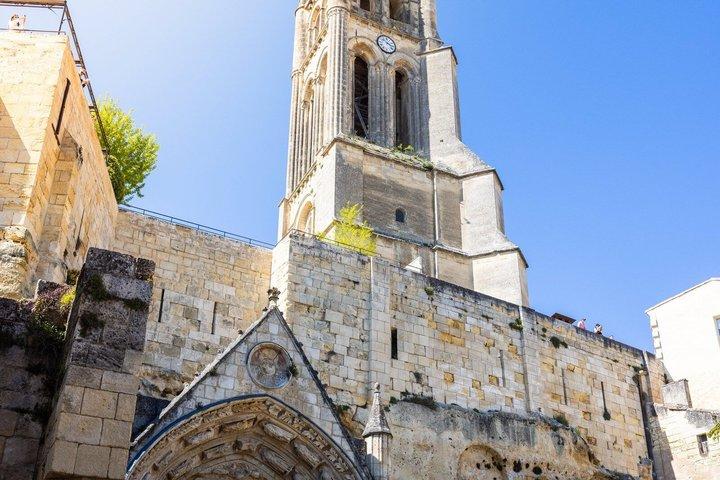 Saint-Emilion Morgen Weintour | Verkostung & Mittelalterliches Dorf