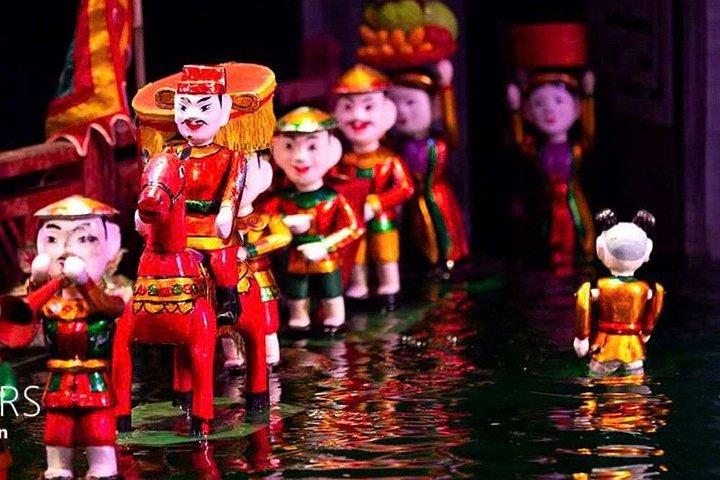 ホーチミン：ナイトライフ水上人形ショー＆クルーズディナー