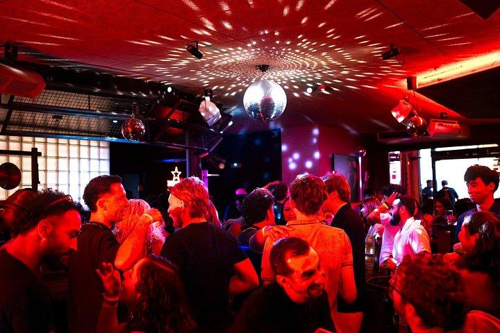 Pub Crawl Barcelona | 4 timers oplevelse | Club Entry