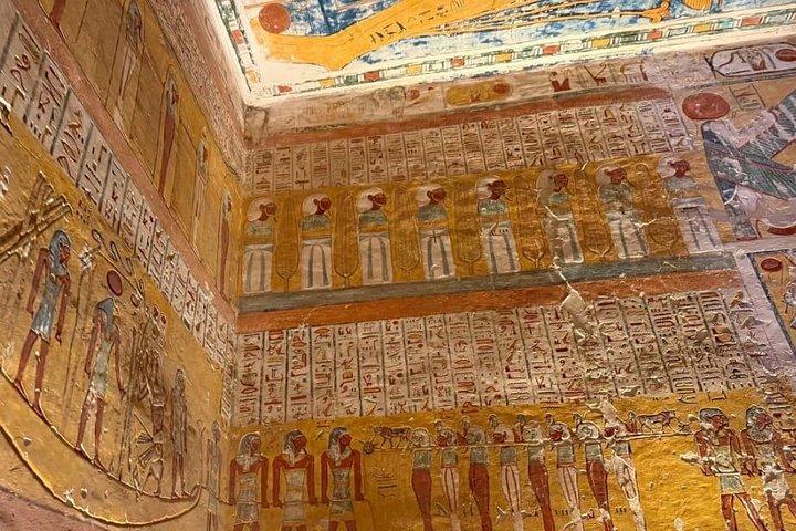 ルクソールの王家の谷とハトシェプスト寺院ツアー