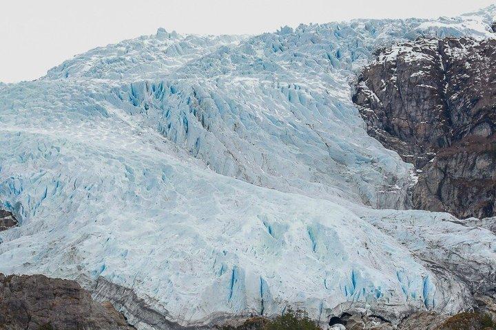 氷河ルート:パタゴニアのフィヨルドを巡る航海