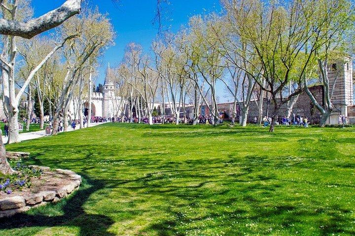 Topkapi Palace Skip the Line Ticket with Audio Guide