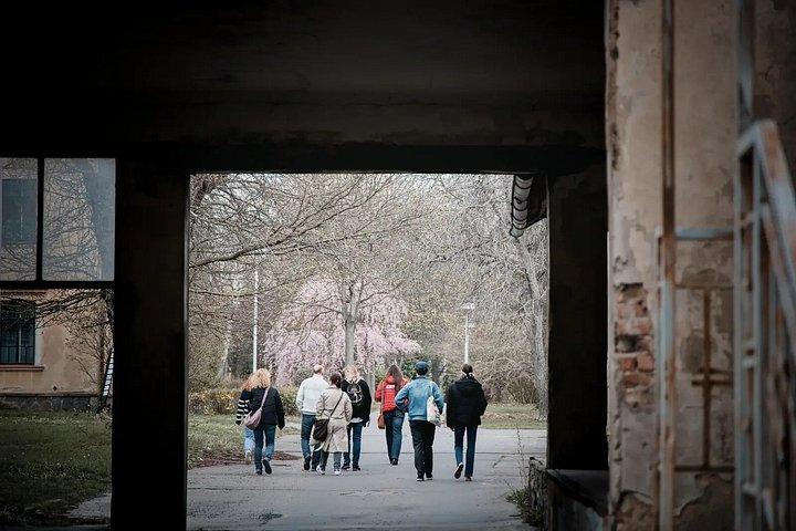 Psychiatrische Klinik & Verlassener Friedhof