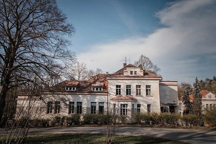 Psychiatrische Klinik & Verlassener Friedhof