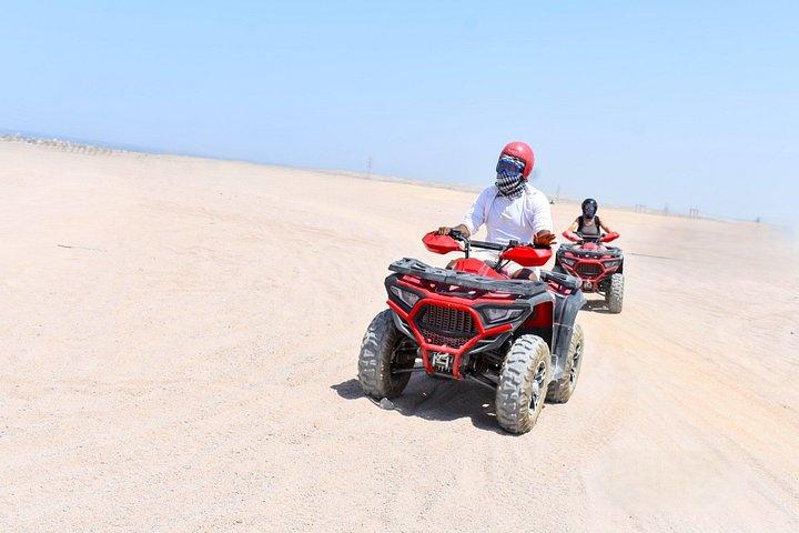 ハルガダ ATV クアッドサファリ、バギー、BBQディナー＆ショー