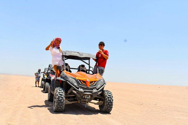 ハルガダ ATV クアッドサファリ、バギー、BBQディナー＆ショー