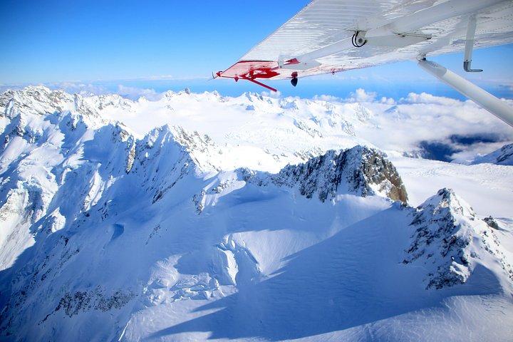 45-Minute Glacier Highlights Ski Plane Tour from Mount Cook