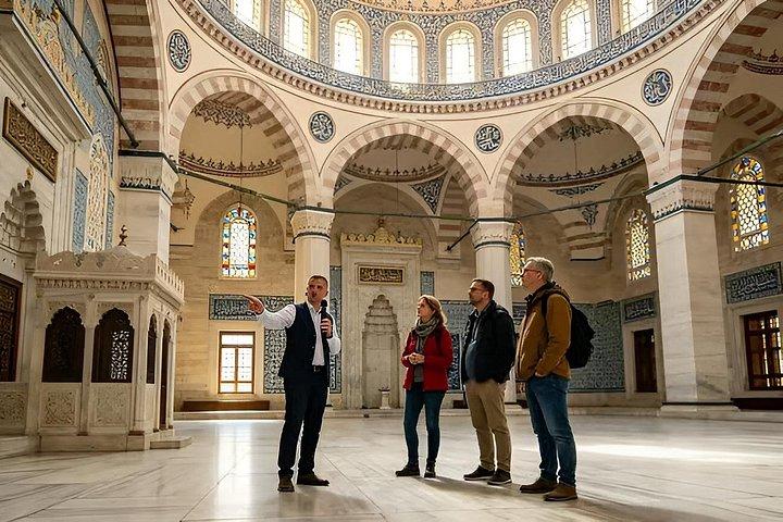 Topkapi Palace Guided Tour Harem Treasury and Bosphorus Views