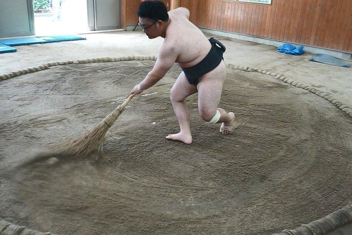 宮城野部屋合宿で大阪相撲の稽古