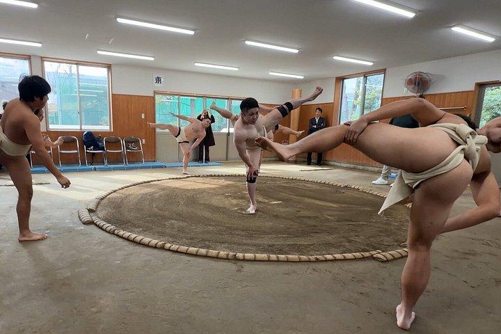 宮城野部屋合宿で大阪相撲の稽古