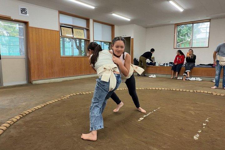 宮城野部屋合宿で大阪相撲の稽古