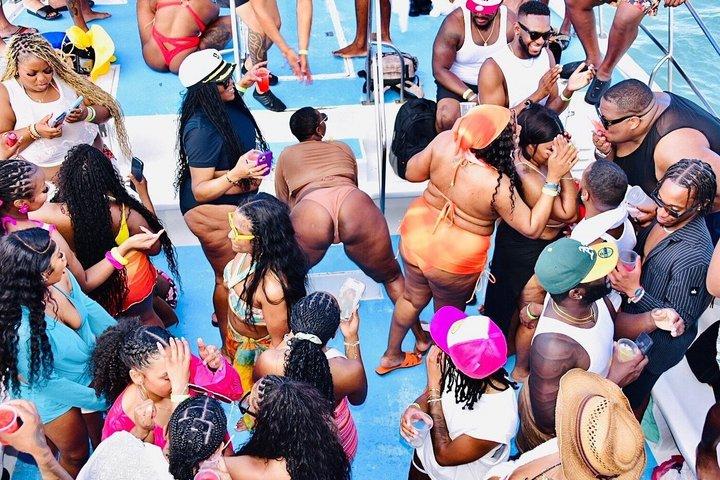 Punta Cana Hip Hop Party Boat Adults Only DJ e bebidas ilimitadas
