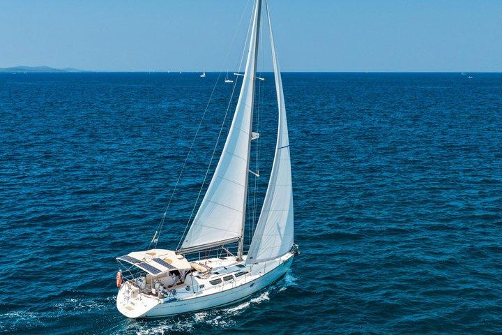 Private Sailing Day Tour