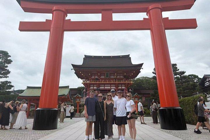 Excursión privada de un día a Nara y Uji con conductor de habla Inglés