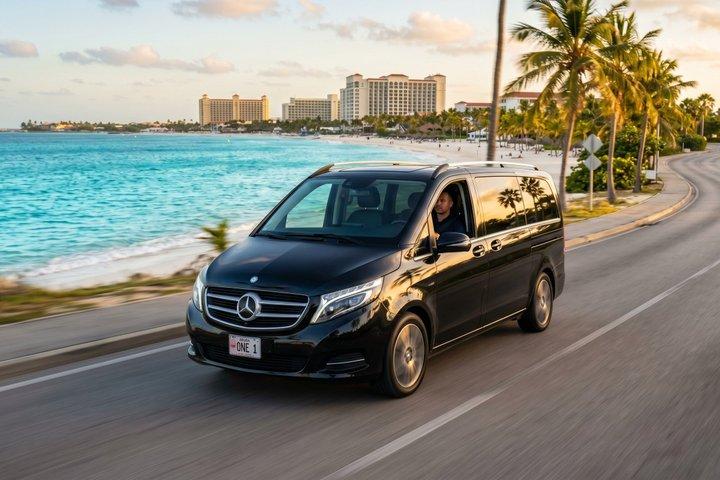 Aruba: AUA Airport Private Transfer ⇄ Oranjestad/Noord Center