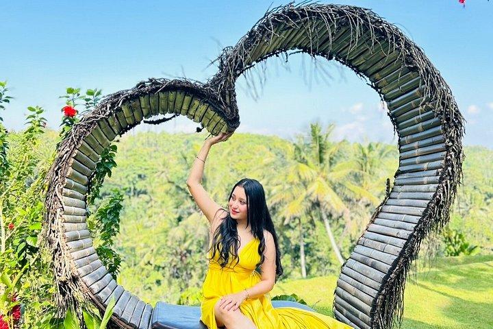 Ubud Private Tour med Monkey Forest, Swing og Vandfald