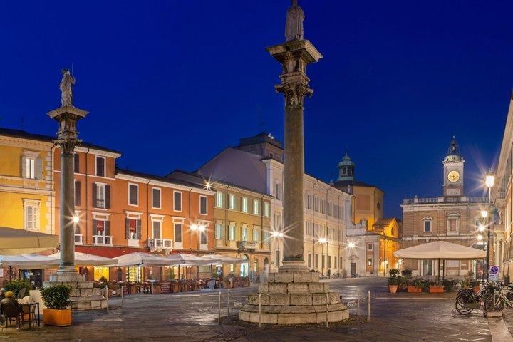 Ravenna Scavenger Hunt & Highlights Self-Guided Walking Tour