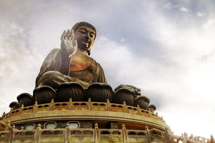 Hong Kong Lantau Island Tour: Cable Car, Big Buddha & Tai O Boat