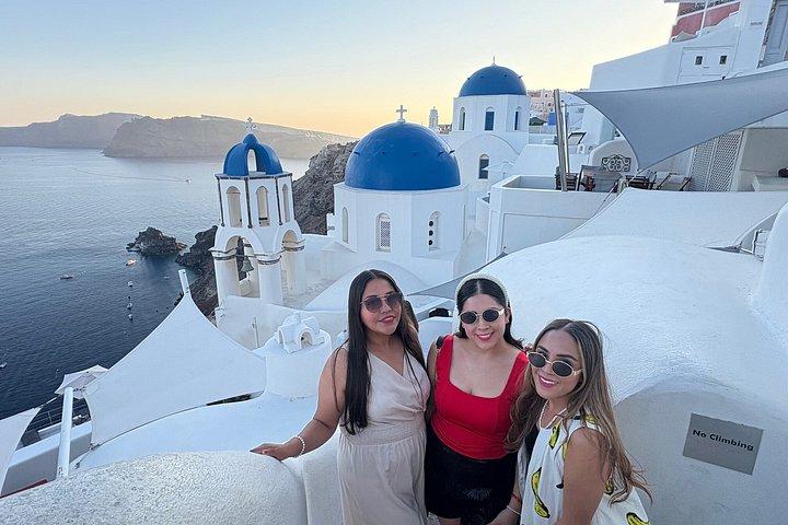 Santorini Private Tour: Customizable 4-8 Hour Sightseeing
