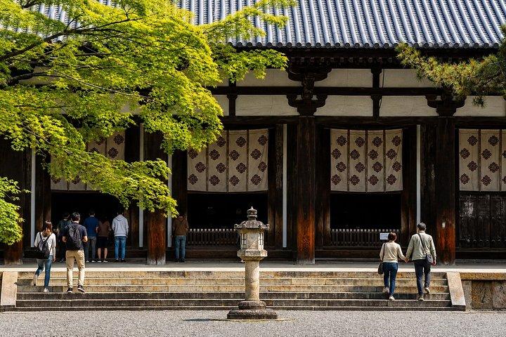大阪/奈良発：10時間 古都寺院プライベートカーツアー