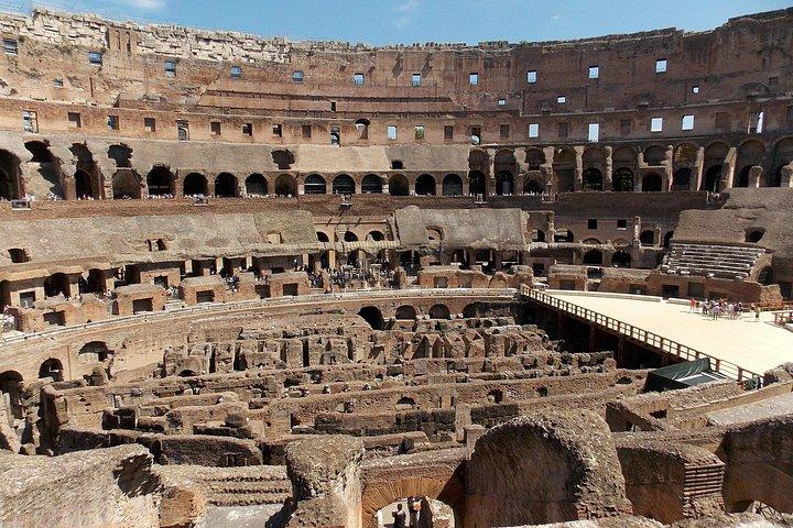 Visite privée exclusive du Colosseum Arena Floor