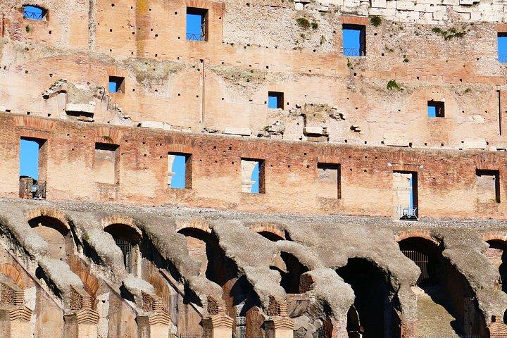 Visite privée exclusive du Colosseum Arena Floor