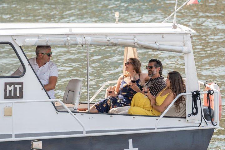 Porto Private Douro Cruise: 6 Bridges, Sunset, Wine & Snacks