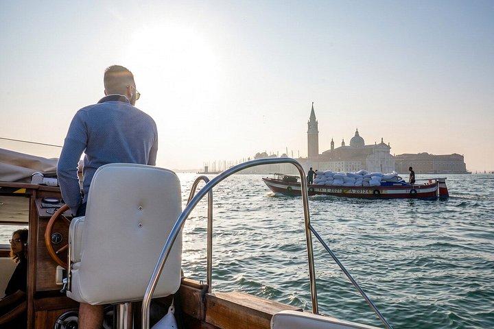 Venice Semi Private Sunset Boat Tour with Prosecco