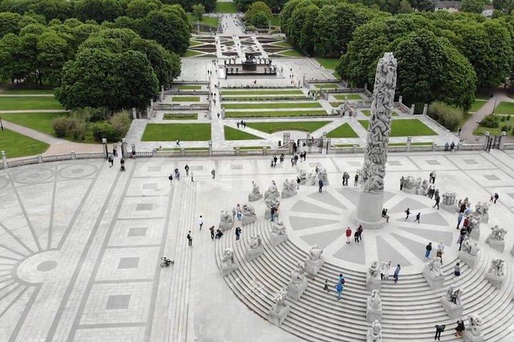 Walk and Discover Oslo Frogner Park