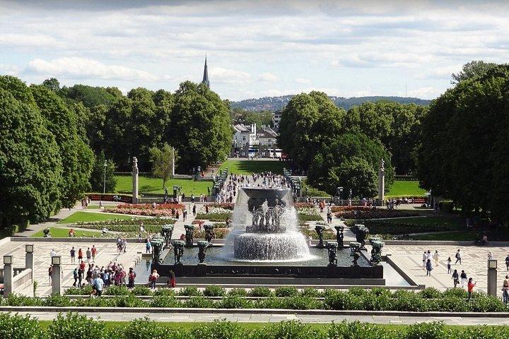 Passeggia e scopri Oslo Frogner Park