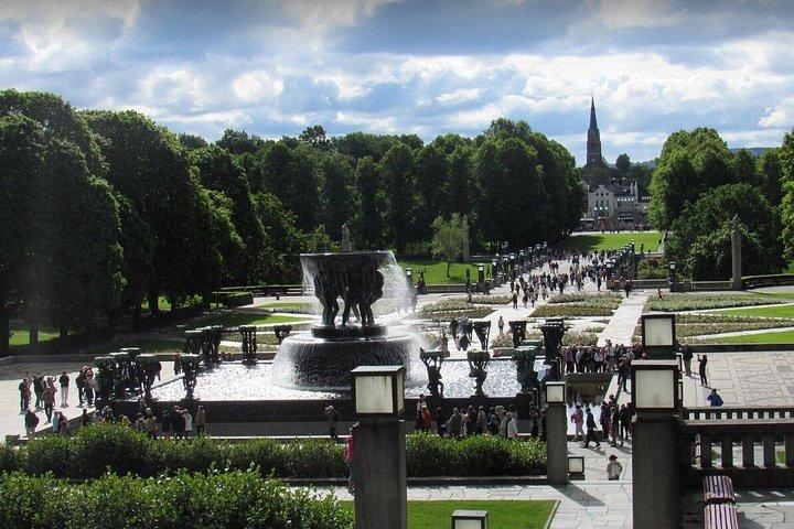 Passeggia e scopri Oslo Frogner Park