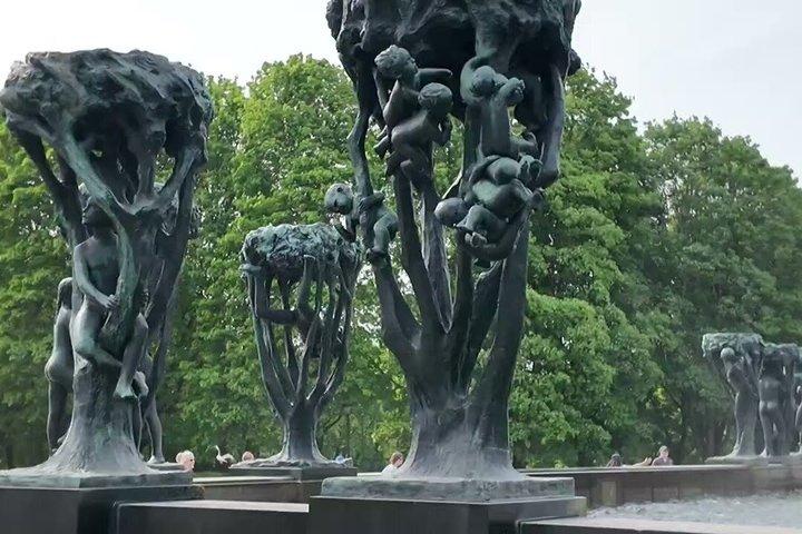 Passeggia e scopri Oslo Frogner Park
