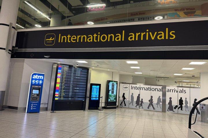 Aeroporto de Heathrow de e para Dover Transporte privado