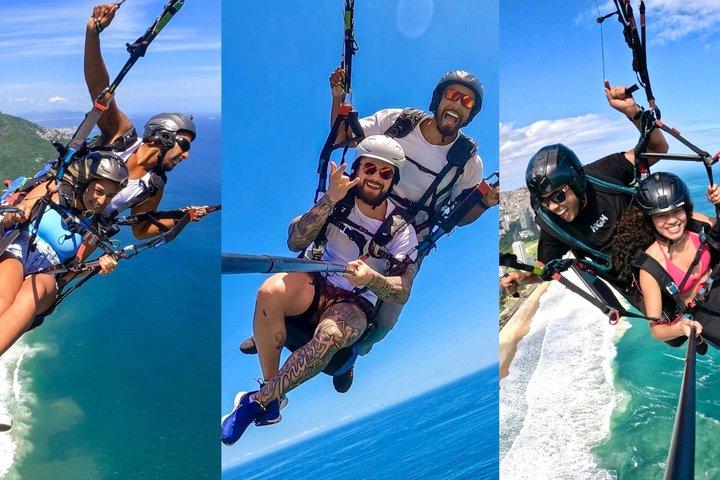 Paragliding flight in Rio de Janeiro